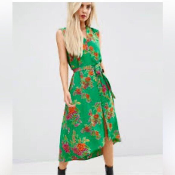 ASOS Dresses & Skirts - ASOS Green Floral v neck shift button through midi dress size 10